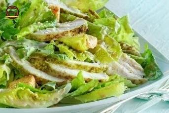 Tavuklu Sezar Salata