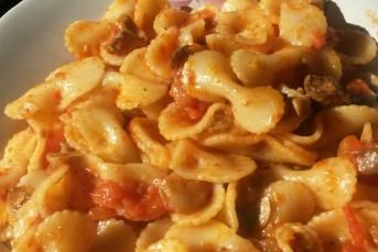 Mantarlı Fiyonk Makarna