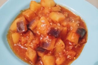 Patatesli Patlıcan Yemeği