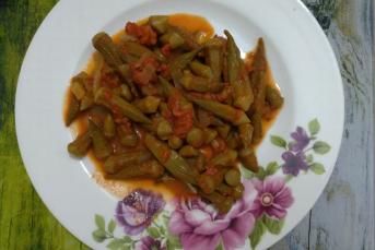 Zeytinyağlı Bamya Nasıl Yapılır?