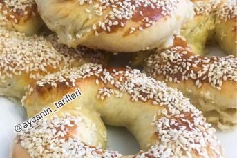 Kaşar Peynirli Açma