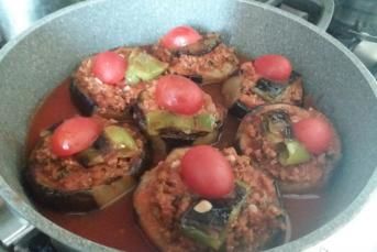 Bostan Patlıcanından Karnıyarık