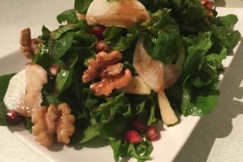 Narlı Ayvalı Roka Salatası