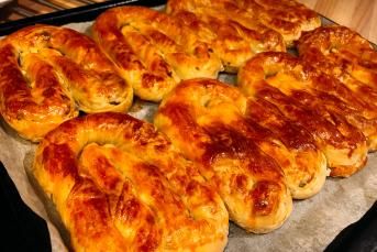 Çıtır Çıtır El Açması Peynirli Börek (Favoriniz Olacak)