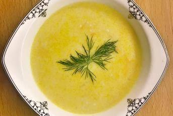 Tavuk Suyuna Terbiyeli Ve Havuçlu Şehriye Çorbası