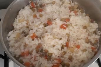 Garnitürlü Pirinç Pilavı