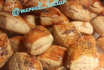 Kıyır Kıyır Haşhaşlı Cevizli Kurabiye