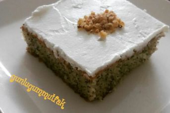 Kremalı Haşhaşlı Revani