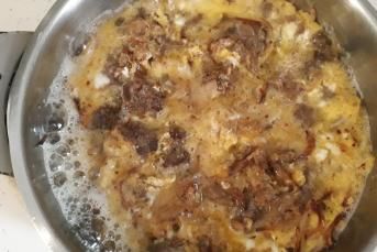 Soğanlı Kavurmalı Yumurta