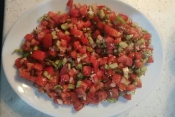 Çoban Salata Yapılışı