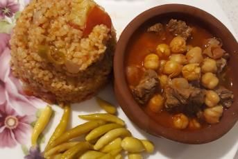 Etli Nohut Yemeği Nasıl Yapılır