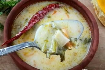 Ispanak Kökü Çorbası