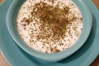 Cacık Tarifi (Sarımsaklı)