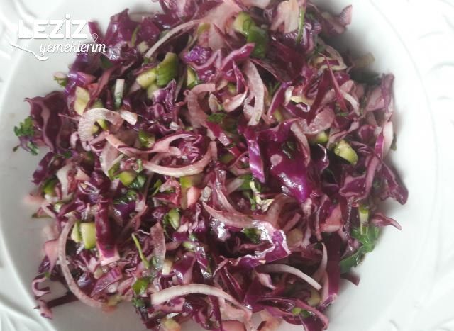 Kırmızı Lahana Salatası Yapımı