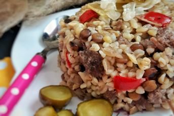 Doyurucu Etli Sebzeli Bulgur Pilavı