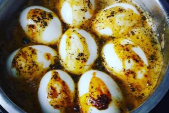 Yumurta Kapama (Harika Kahvaltılık)