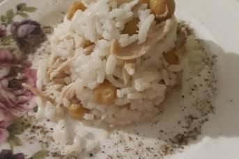 Tavuklu Nohutlu Pirinç Pilavı