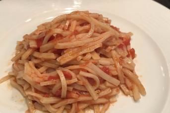 Domates Soslu Erişte