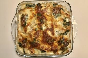 Fırında Beşamelli Patatesli Tavuk