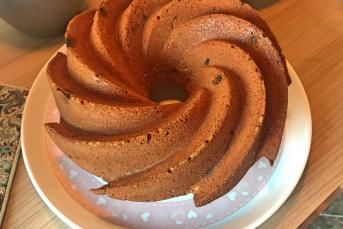 Kuru Üzümlü Ve Tarçınlı Kek