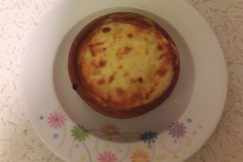 Güveçte Patates Püreli Köfte