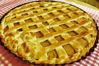 Ağızda Dağılan Elmalı Turta