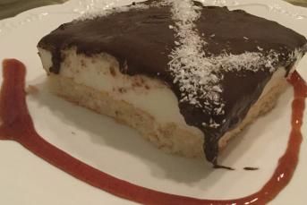 Çikolata Soslu Kedi Dili Tatlısı