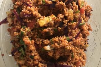 Kısır (Pilavlık Bulgur İle Gaziantep Kısırı)