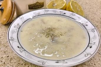 Terbiyeli Ve Pirinçli Tavuk Çorbası