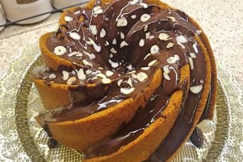 Fındıklı Ve Krem Şantili Kek