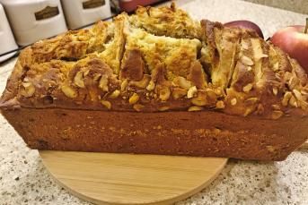 Elmalı Ve Tarçınlı Kek