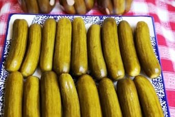 Kaynar Su İle Kütür Kütür Salatalık Turşusu