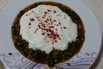 Yoğurtlu Ispanak Yemeği