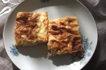 Tavuklu Cevizli Börek Tarifi