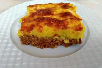 Patates Püreli Kaşarlı Tepsi Köftesi