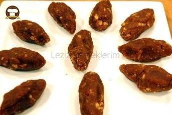 Çikolatalı Un Helvası