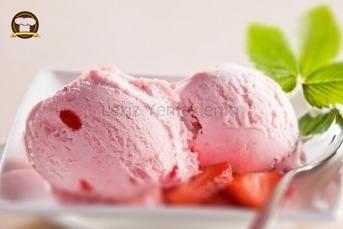 Çilekli Diyet Dondurma