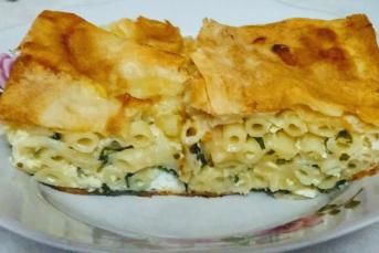 Yufkalı Makarna Böreği