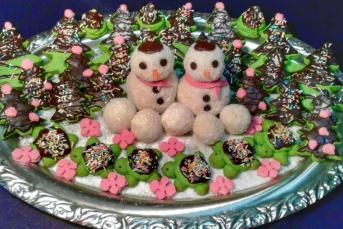 Çam Ağacı Şeklinde Kurabiye