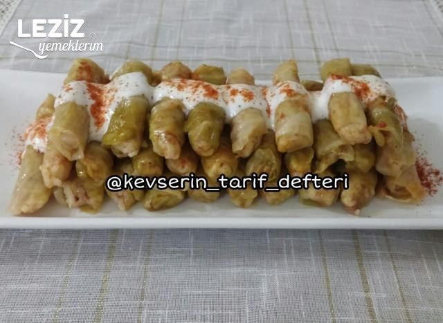 Nefis Kıymalı Lahana Sarması Tarifi