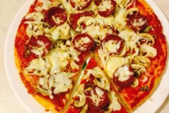 Enfes Karışık Pizza