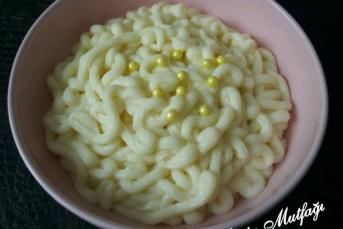 Muhteşem Pastacı Kreması Tarifi