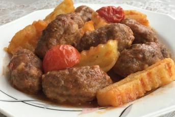 Fırında Köfte Patates Nasıl Yapılır