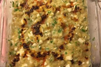 Peynirli Közlenmiş Patlıcan Salatası