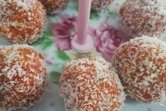 Nefis Havuçlu Toplar