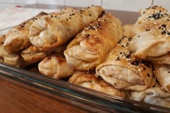 Pırasalı Börek Tarifi (Aşamalı Anlatım)