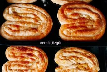 Mükemmel Sarıyer Böreği Tarifi (Patatesli)
