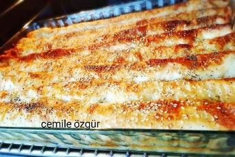 Baklavalık Yufkadan Çıtır Peynirli Börek