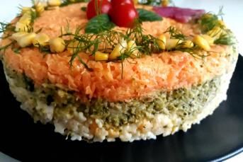 Üç Renkli Brokoli Salatası