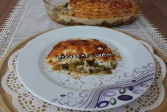 Beşamel Soslu Nefis Kıymalı Pırasa Tarifi